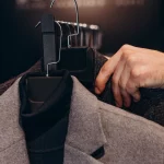Cara mencuci dan merawat mantel atau coat